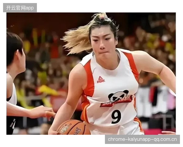 李梦五百万年薪：从“小人物”到“大时代”的传奇人生