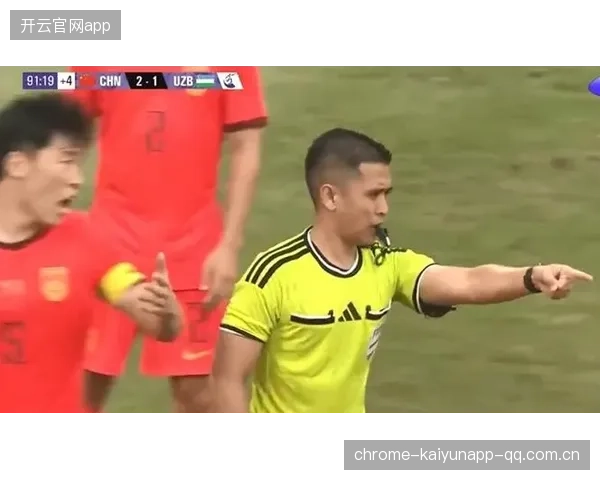 国足2比2绝平乌兹别克！封闭赛两球领先遭连扳，补时惊魂握手言和